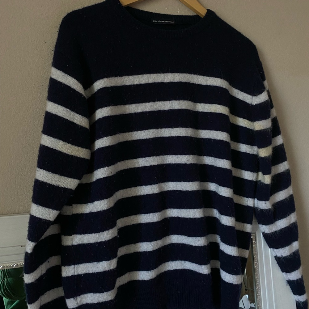 Brandy Melville Sweater